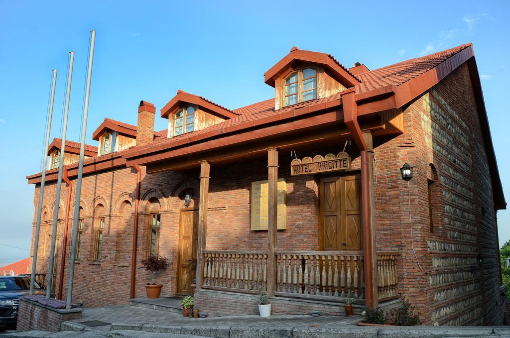 Hotel Brigitte Sighnaghi Extérieur photo