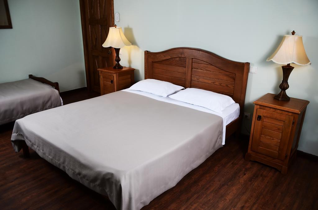 Hotel Brigitte Sighnaghi Extérieur photo