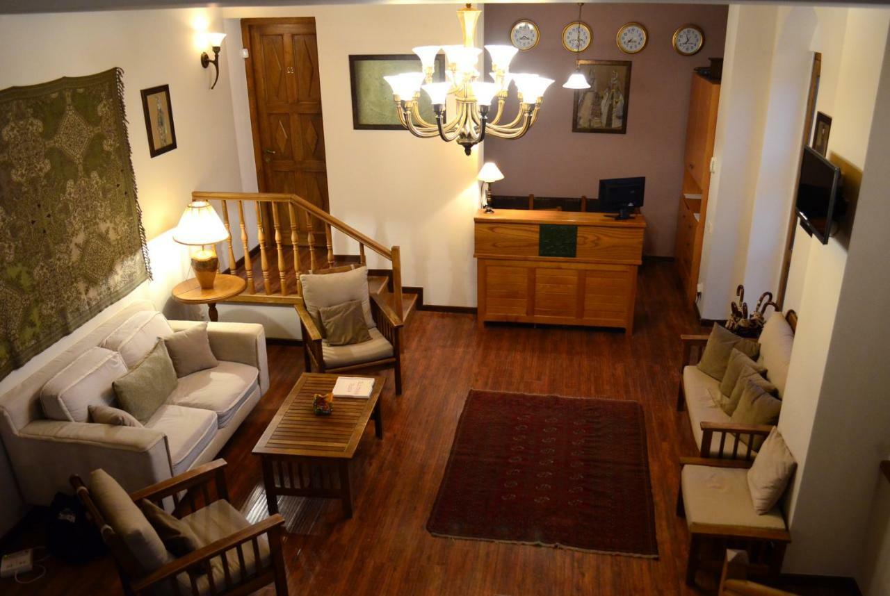 Hotel Brigitte Sighnaghi Extérieur photo